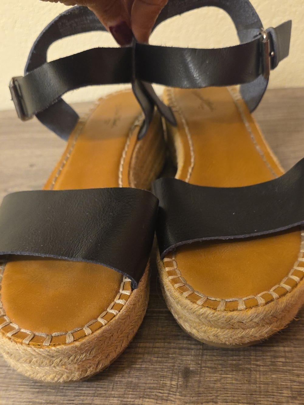 Universal Thread Black Faux Leather Espadrille Platform Sandals Size 9.5